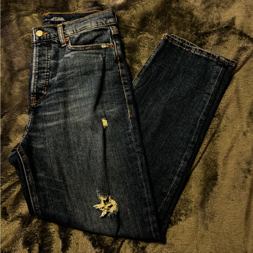 Old Navy EXTRA HIGH-RISE SKY-HÍ STRAIGHT SECRET SMOOTH POCKETS size 8